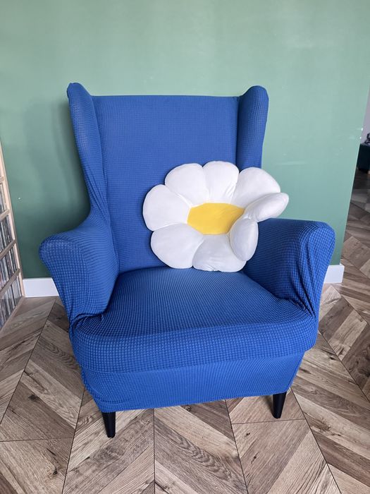 Fotel uszak ikea strandmon z 3 pokrowcami i podnóżkiem, żółty