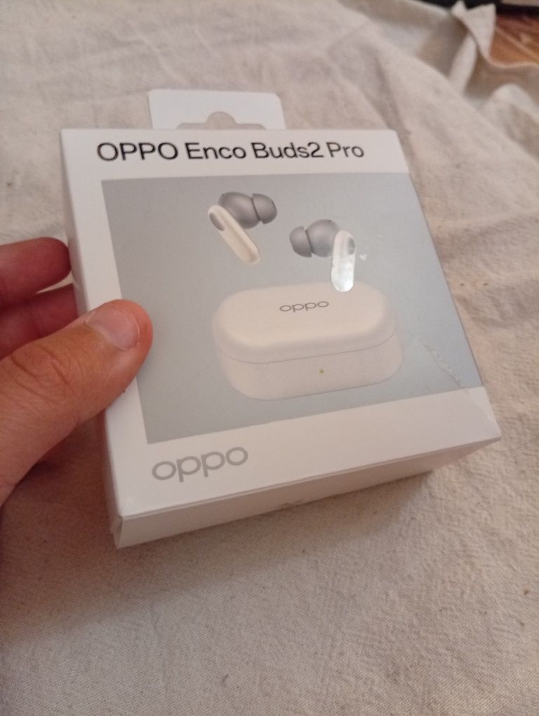 Продаю наушники oppo Enco Buds2 pro