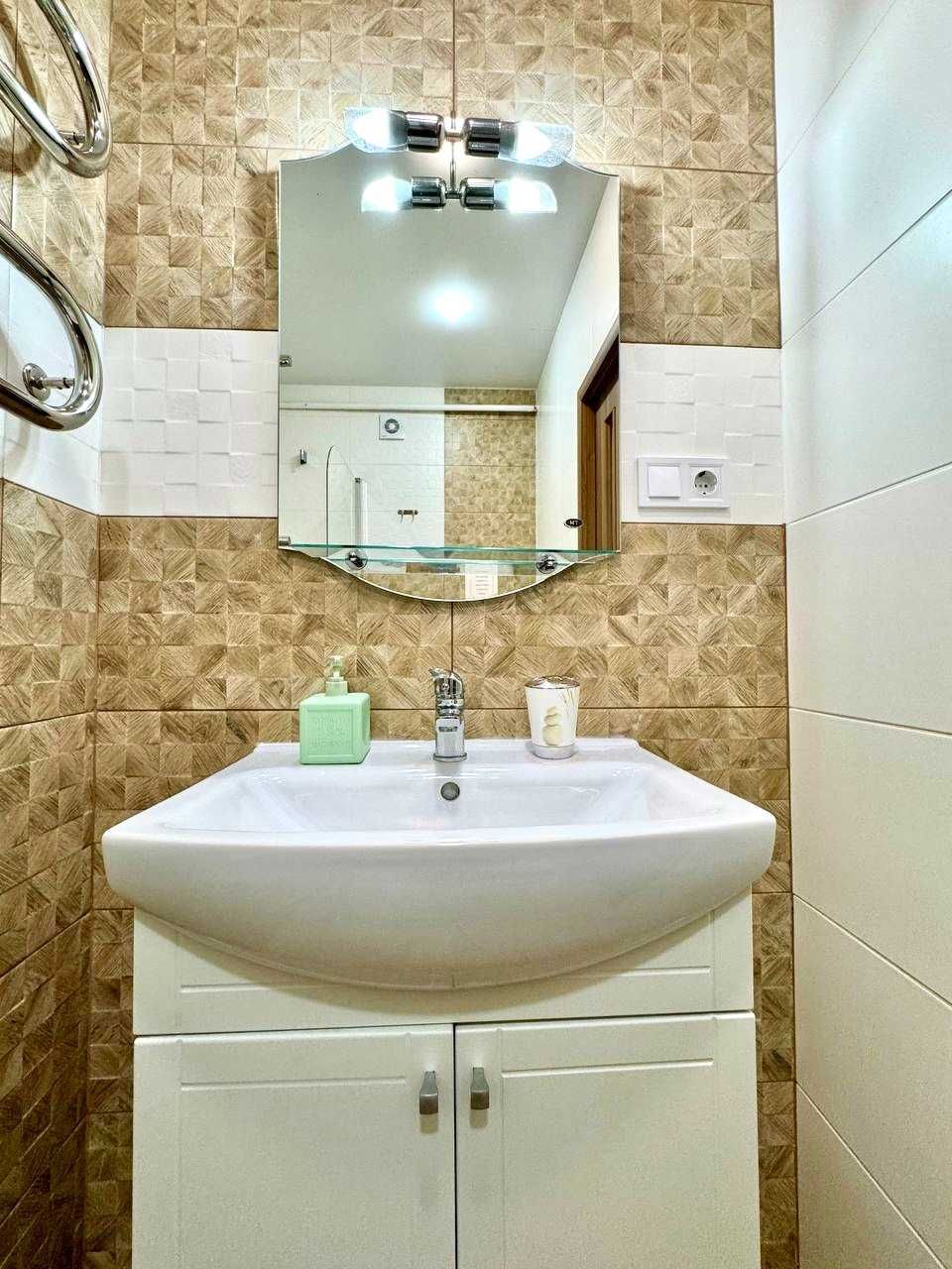 ApartPoltava Витончені 2кімн апартаменти Ляльковий театр,СВІТЛО ЗАВЖДИ