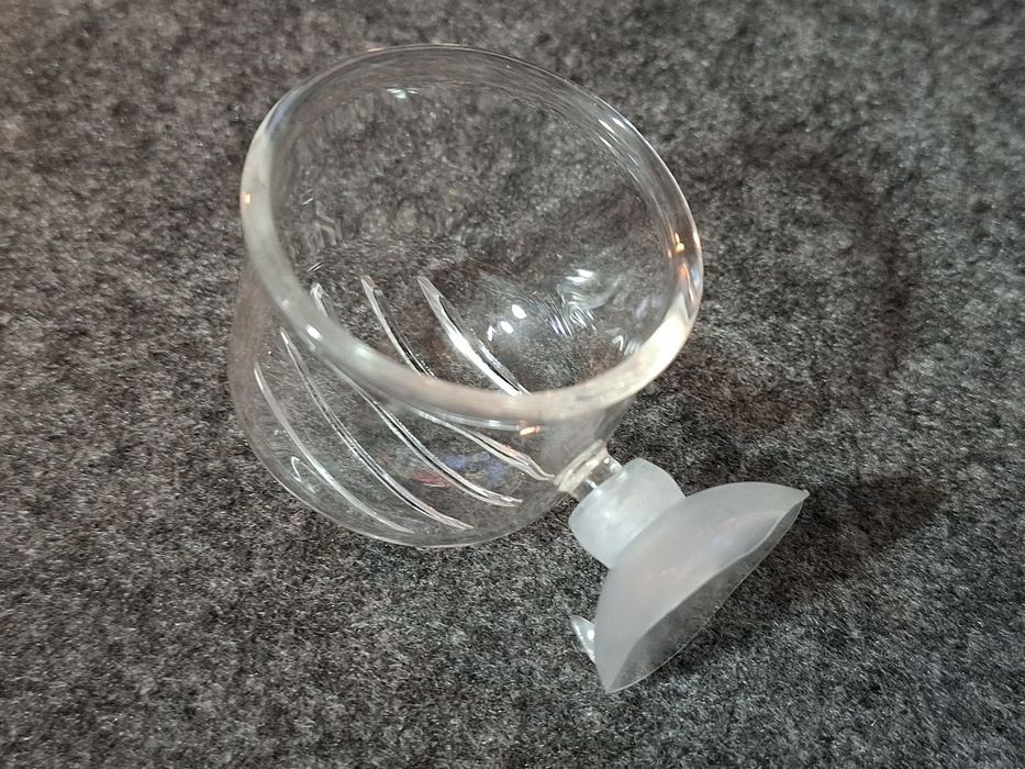 Aquário- Alimentado de vidro. NOVO