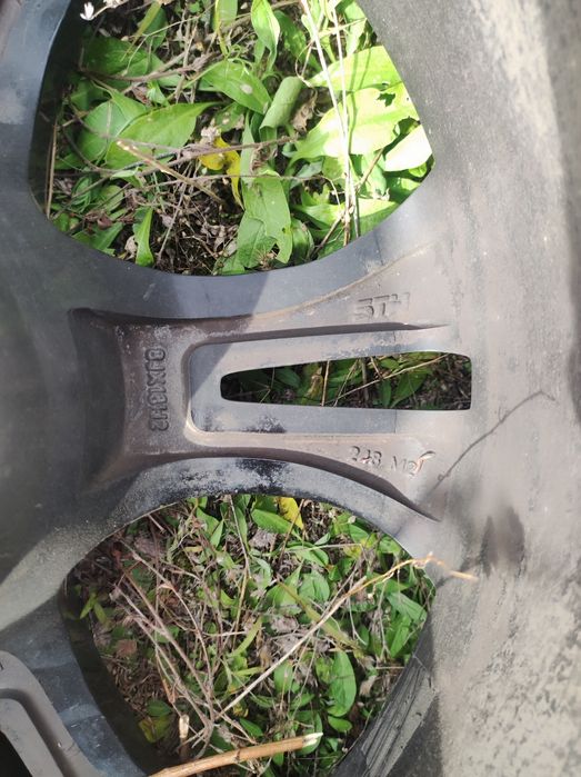 R18  5-120 диски  з резиною 245-40