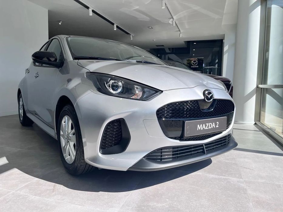 Mazda 2.0 1.5 L Hybrid VVT-i Centre-Line