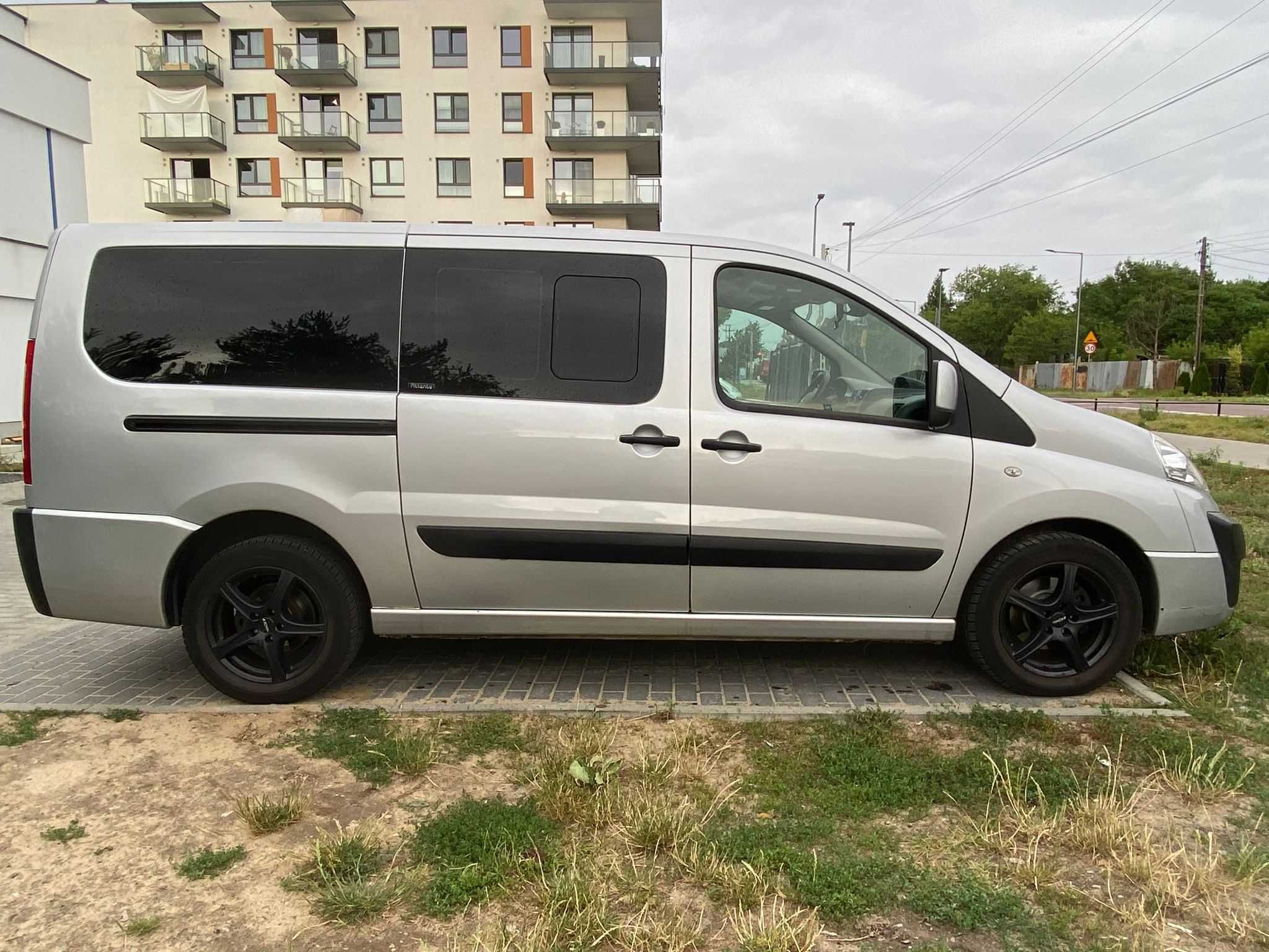 Citroen Jumpy 2011 2,0 D 9- osobowy