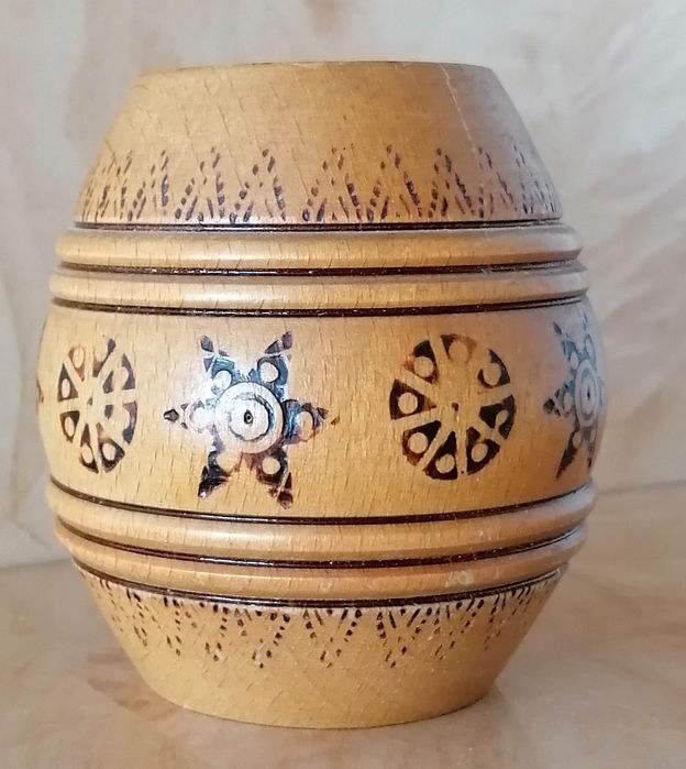 Олівниця, дерево