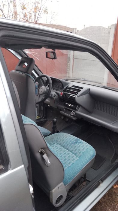 Автомобиль Fiat cinquecento