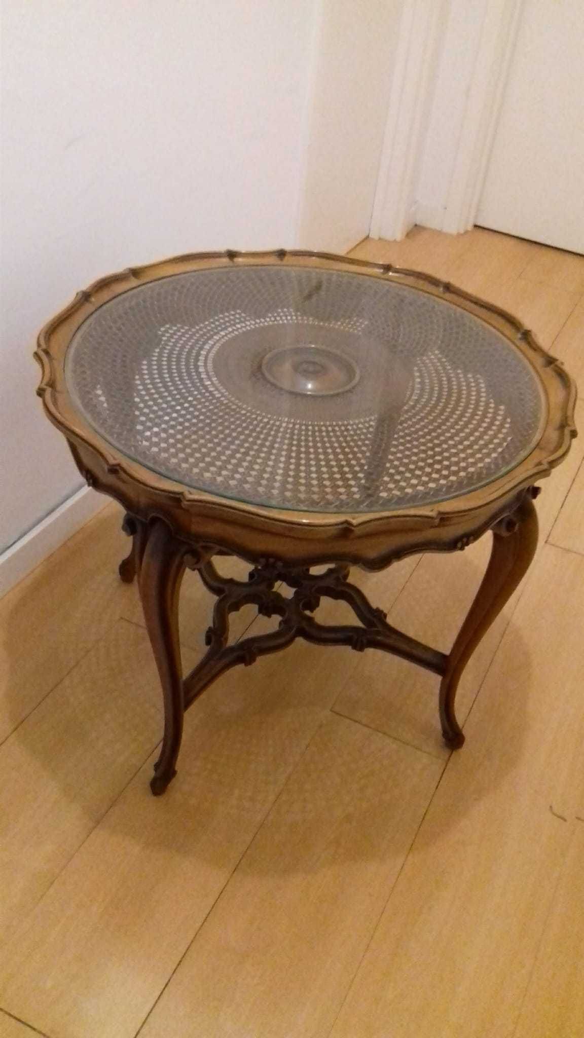 Mesa Antiga com vidro s/ motivo em palhinha