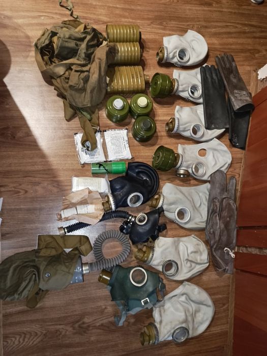 Противогази шм-41му, дп-6, гп5, перчатки озк, підсумки, ео-14 (ГО)