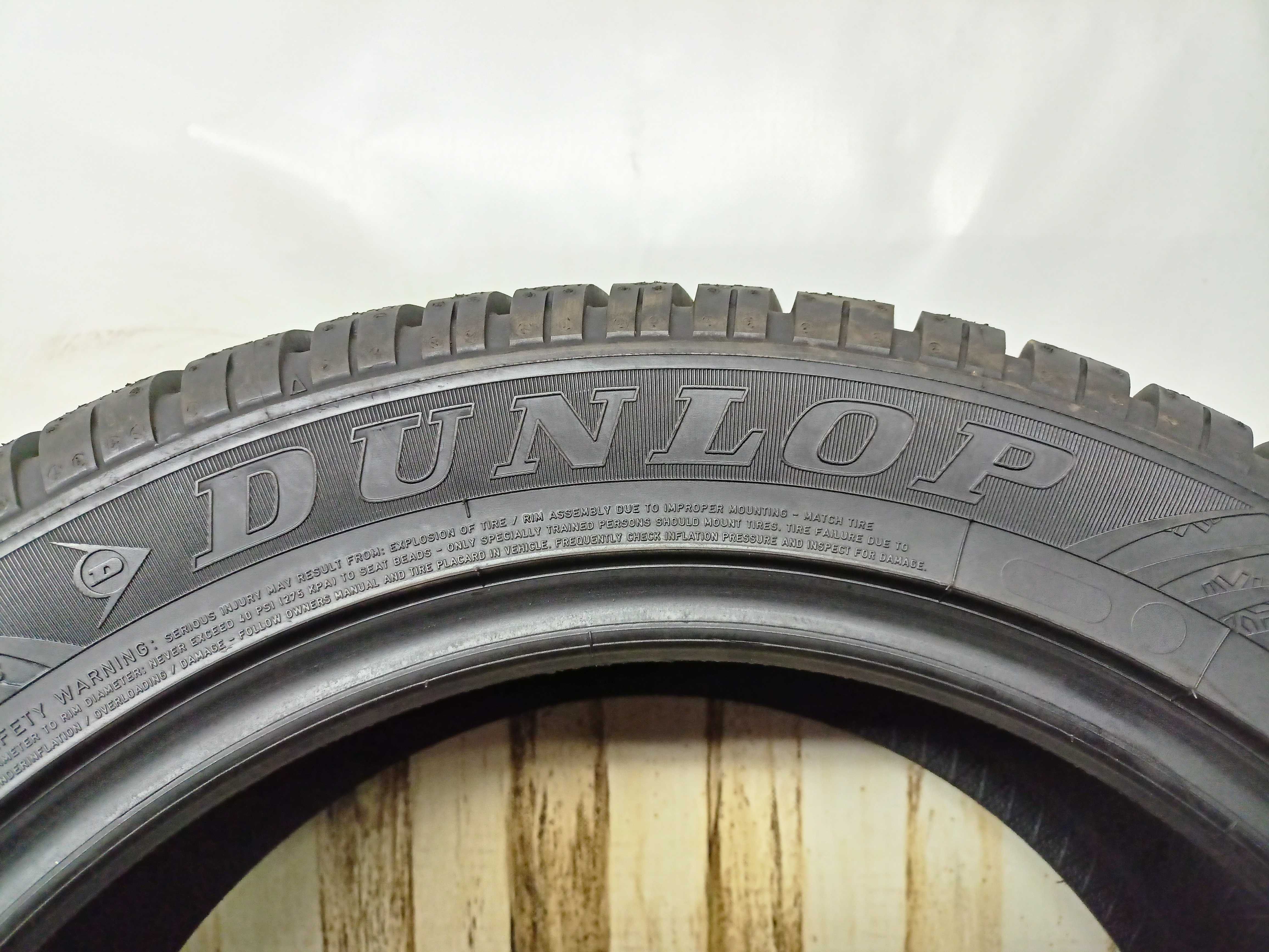 Dunlop SP Winter Sport 4D 235/50/18 2019r. 97V 8,5mm (2929)