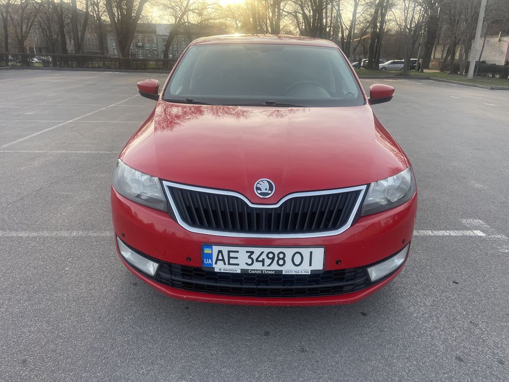 Продам skoda rapid (spacebak) від власника