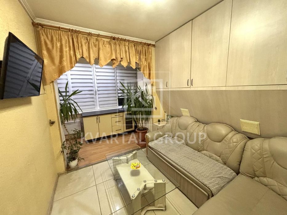 1-К Квартира 41м2 ДержМолодь , 1 024 $ за м² в Гостомель на 2 поверсі.