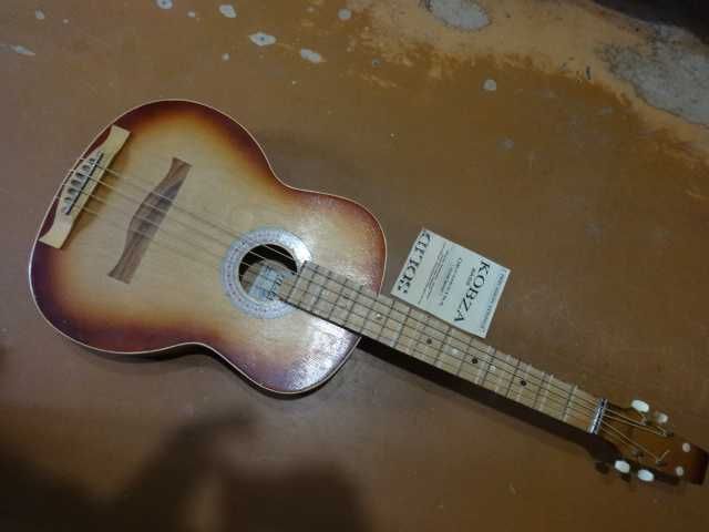 акустична КобзаБас гiтара