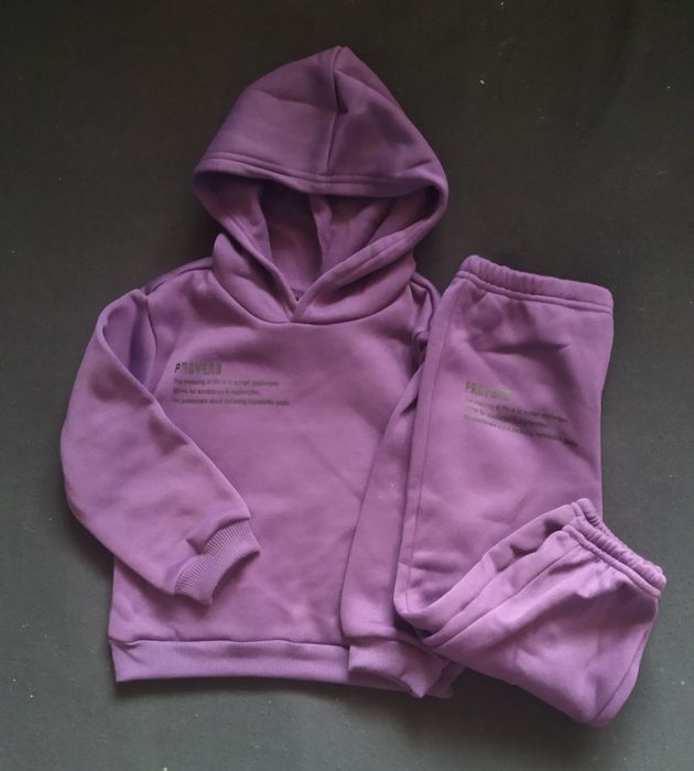 Dres niemowlęcy unisex r.80-86 nowy