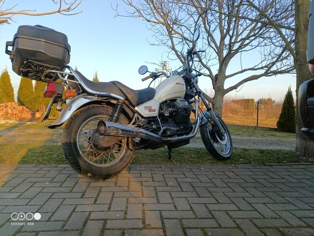 Moto Guzzi Floride v65