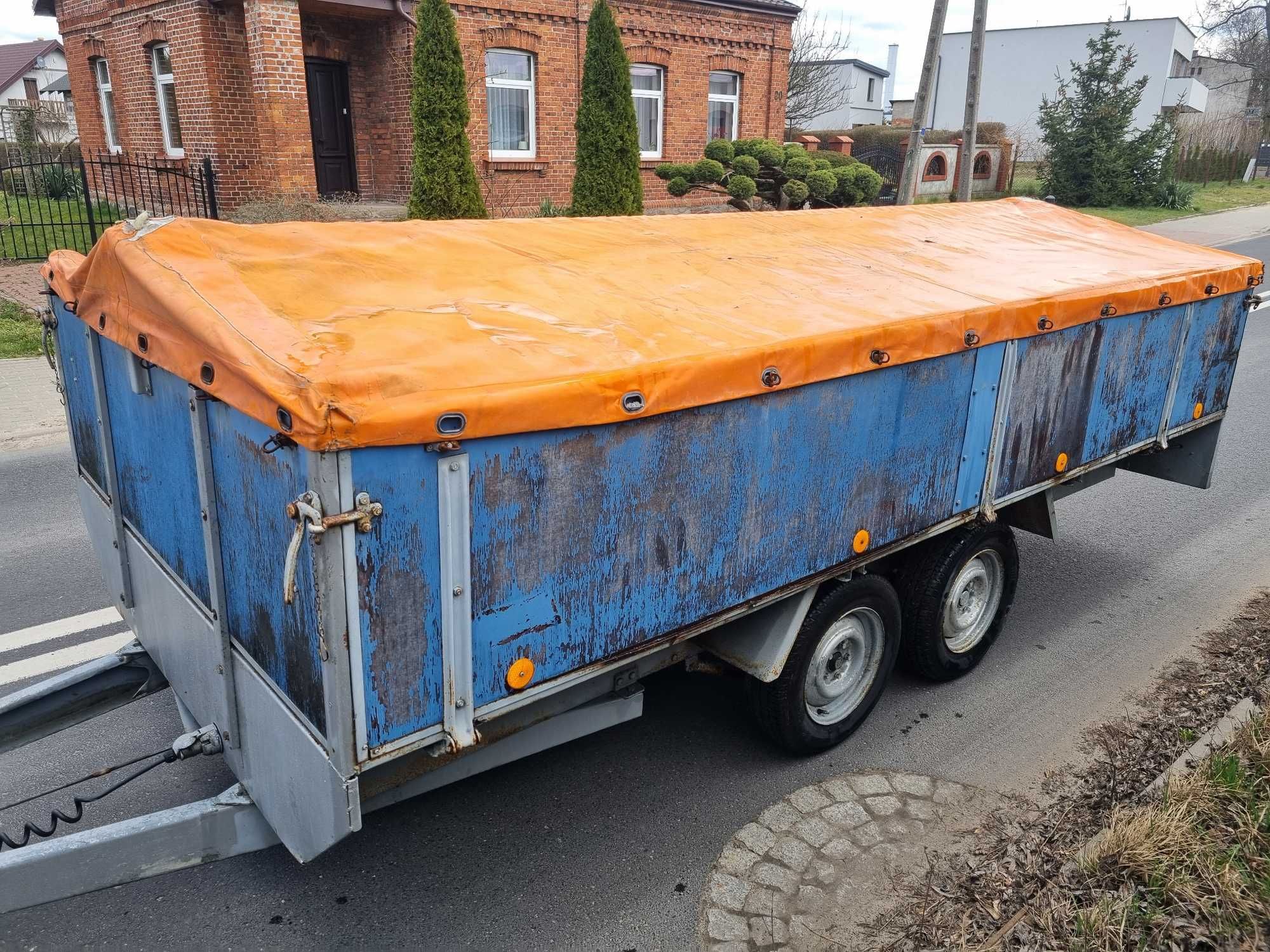 Przyczepa z plandeką z Niemiec DMC 1.6T