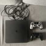 Konsola PlayStation 4