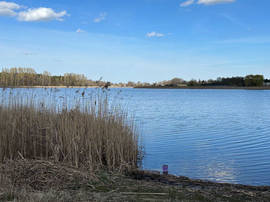 Sprzedam atrakcyjne działki budowlane nad jeziorem w Gm. Kłecko !