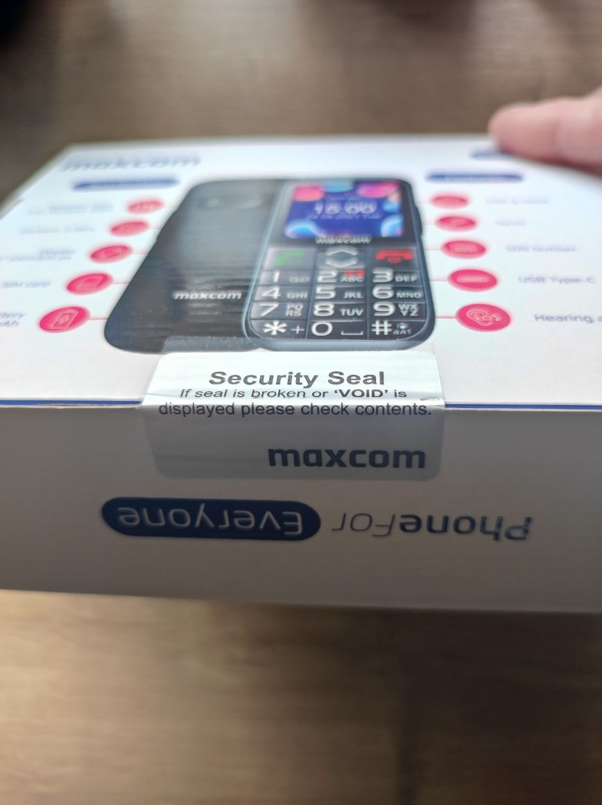 Telefon maxcom MM724