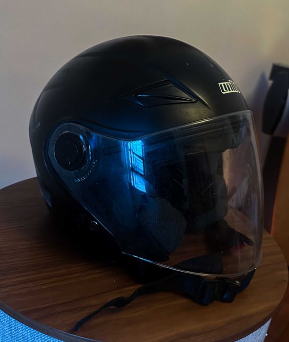 Honda CB125R 13700 km (Casaco, capacete e luvas)