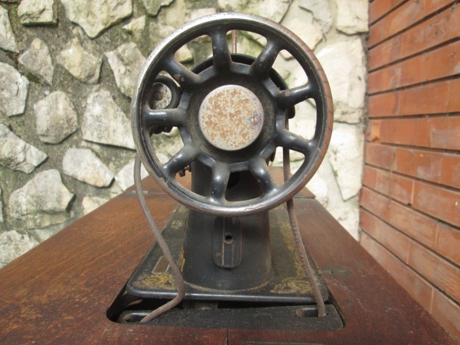 Máquina de Costura Singer, Oliva, Mundlos, Omega, Necchi e Alfa