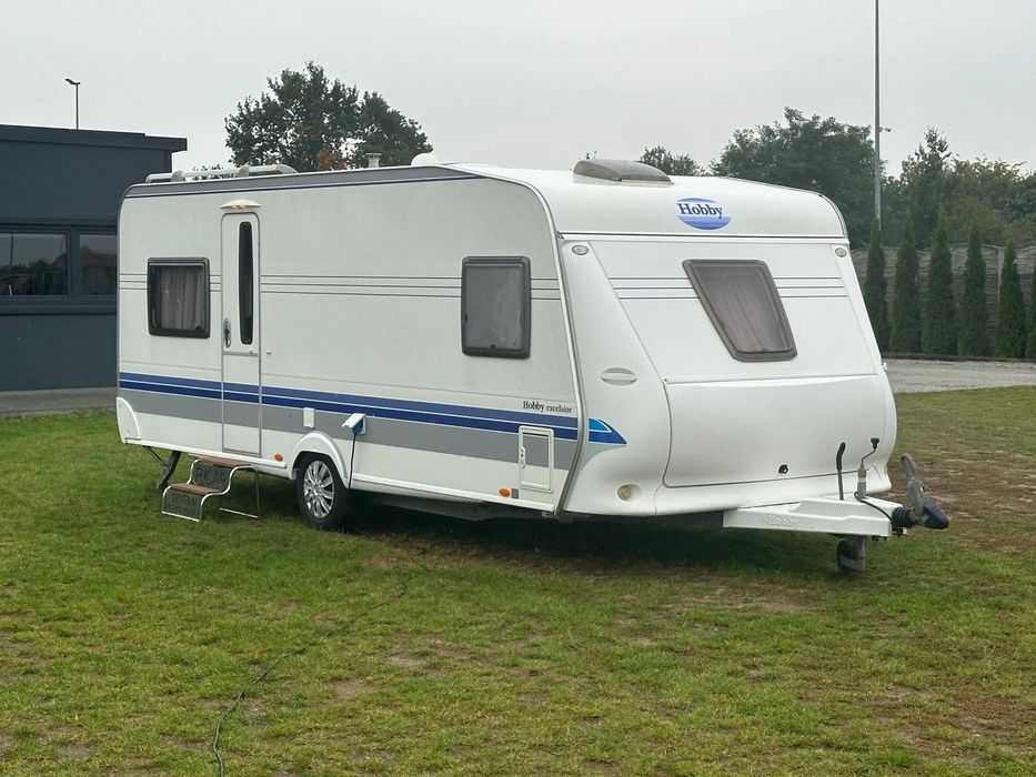 Hobby 560 UFE EXCELSIOR z przedsionkiem Isabella. GWARANCJA !!!  Przyczepa po dużym serwisie z fakturą.