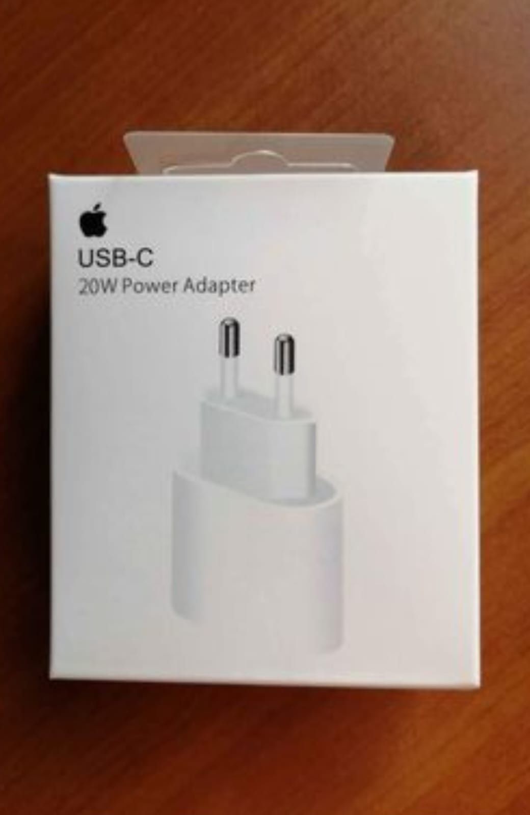 Adaptador de Corrente Original USB-C e 20W de Potência para Iphone.