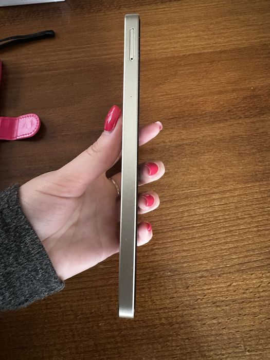 Samsung A06 ще на гарантії