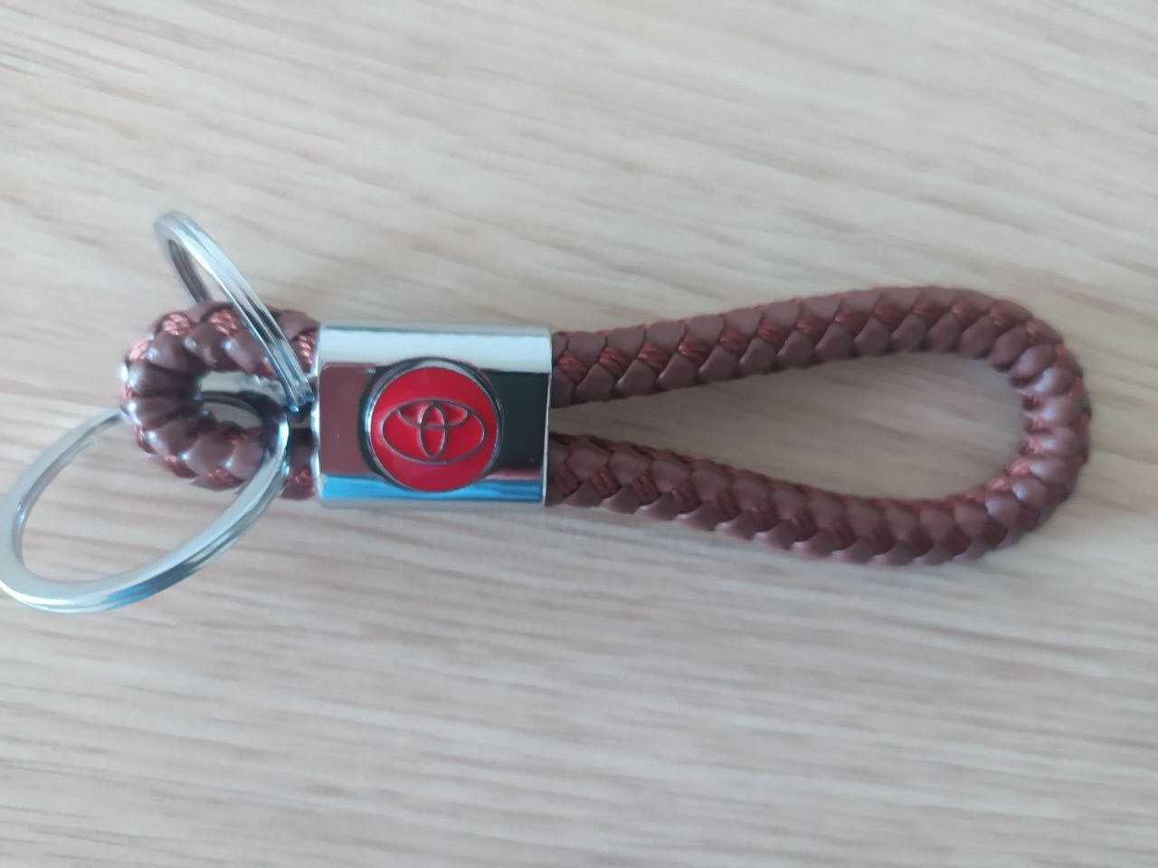 Продам брелки для ключів автомобиля. Брелки великий вибір. Автобрелки