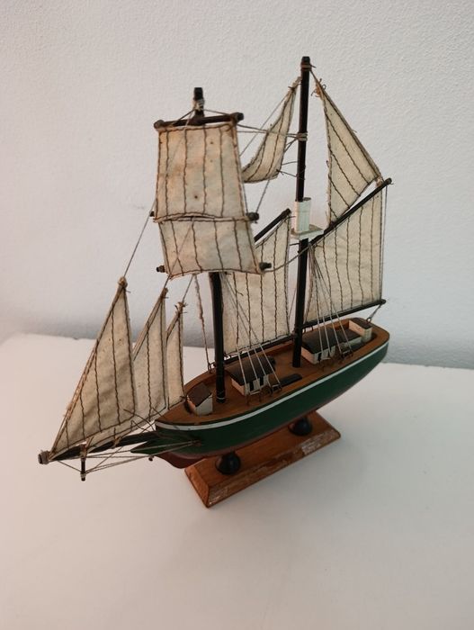 Barco artesanal decorativo