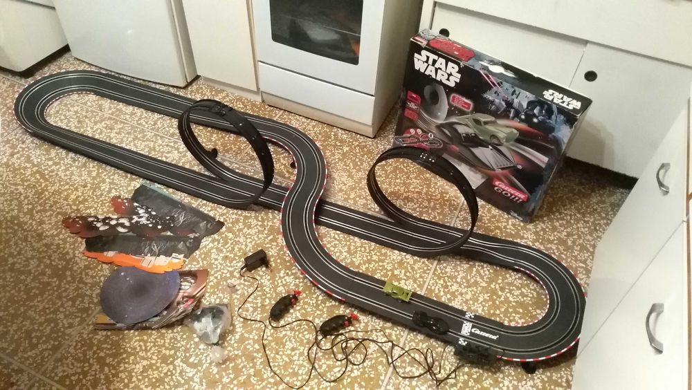 трековая большая скоростная дорога Pista Carrera Go!!! Star Wars