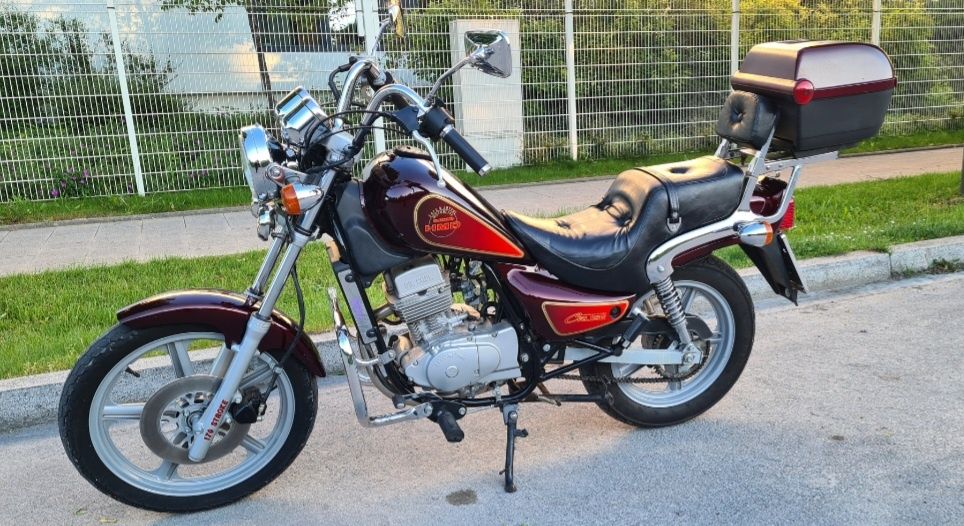 Hyosung Cruise GA 125 , Suzuki, Yamaha, Daelim