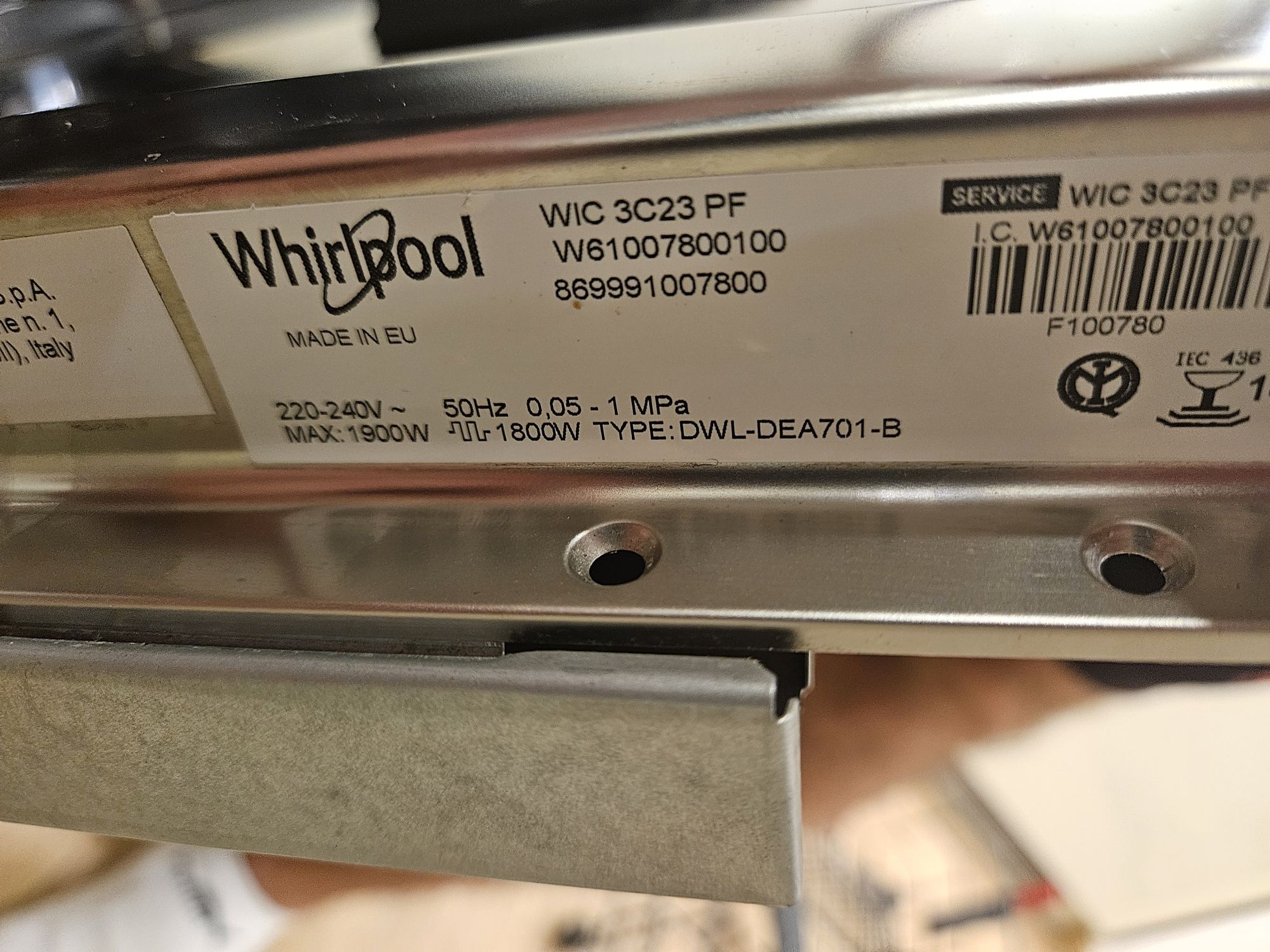 Kosze do zmywarki Whirlpool 60 cm