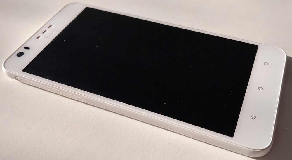 HTC Desire 825, 16GB, Android: 6.0 Marshmallow, PL dystrybucja
