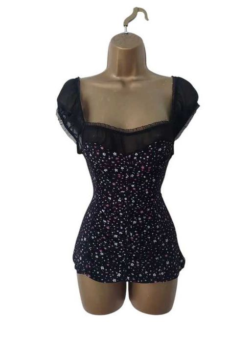 Evie vintage top 10/12