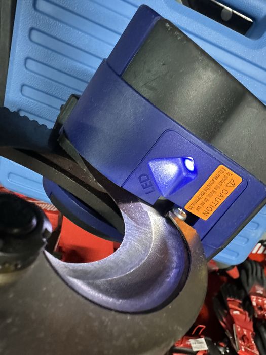 Резак для кабеля Кабелеріз акумуляторний Sicame esk50 Makita DTC103