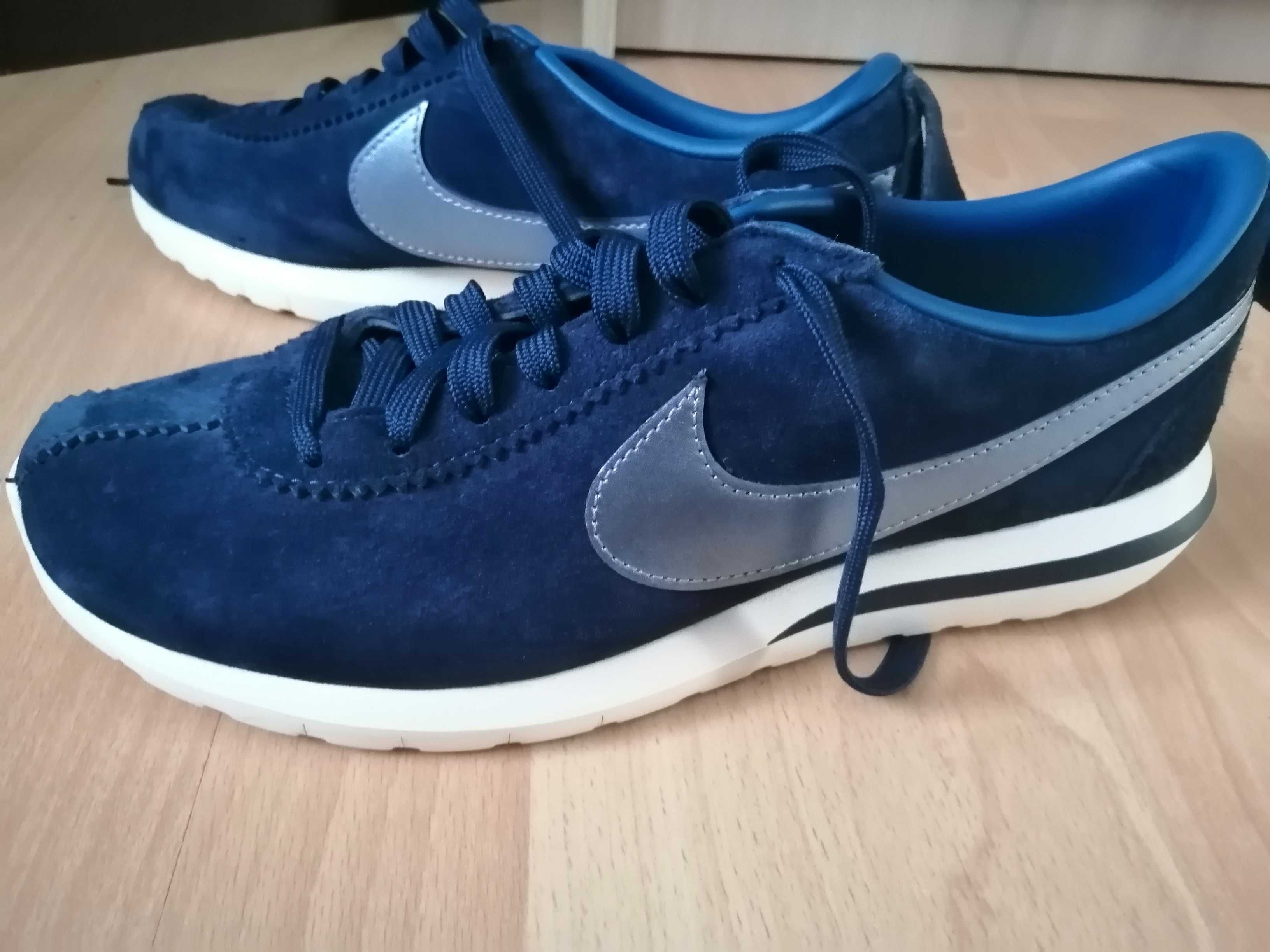 Nike Roshe Cortez  Premium granatowe r. 41