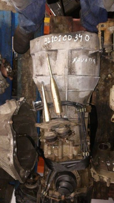 Caixa de Velocidades Nissan Navarra 2.5DCI Ref.: 32101CD340