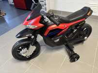 Moto bateria crianca
