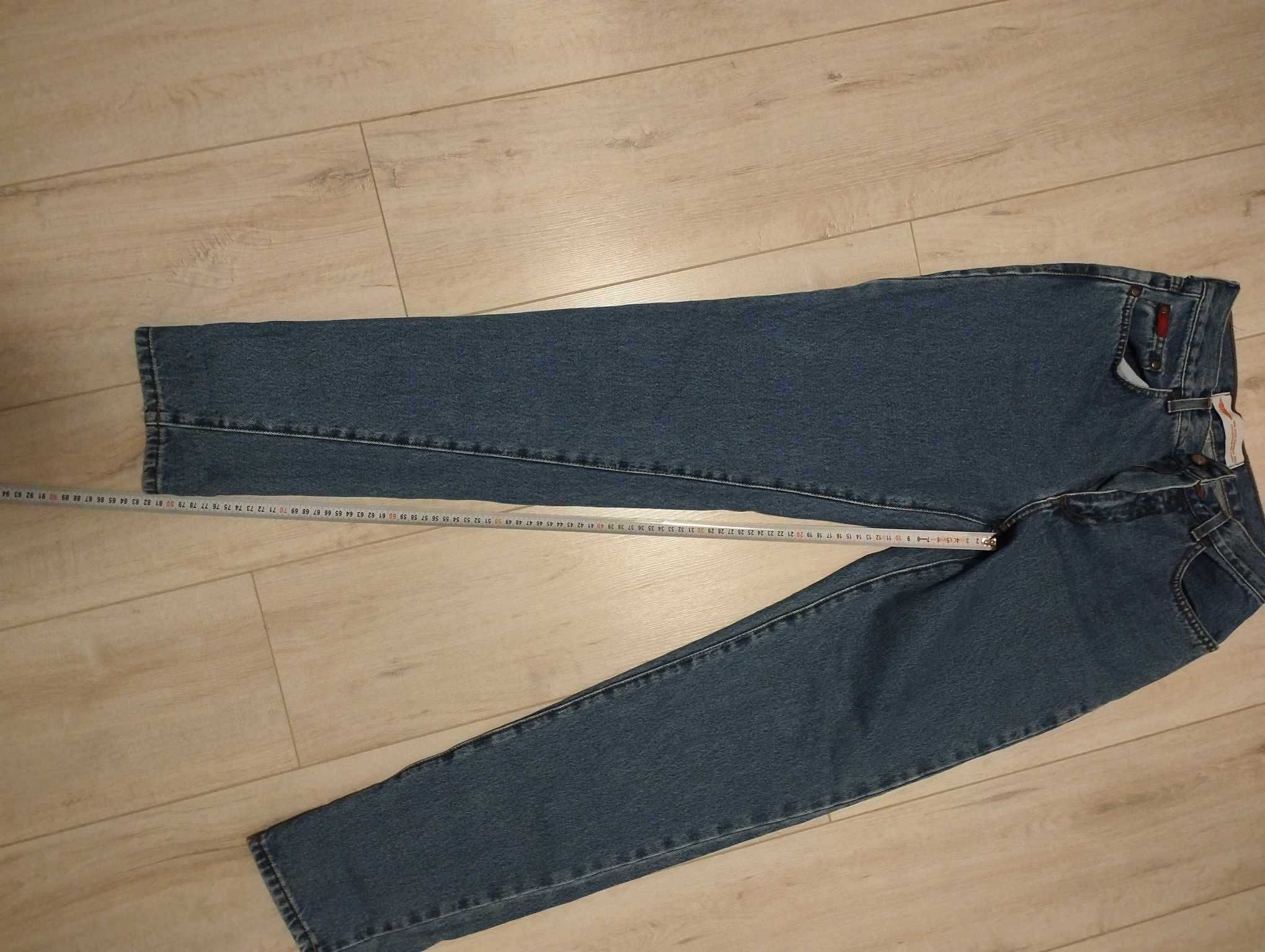 Damskie jeansy Lee Cooper