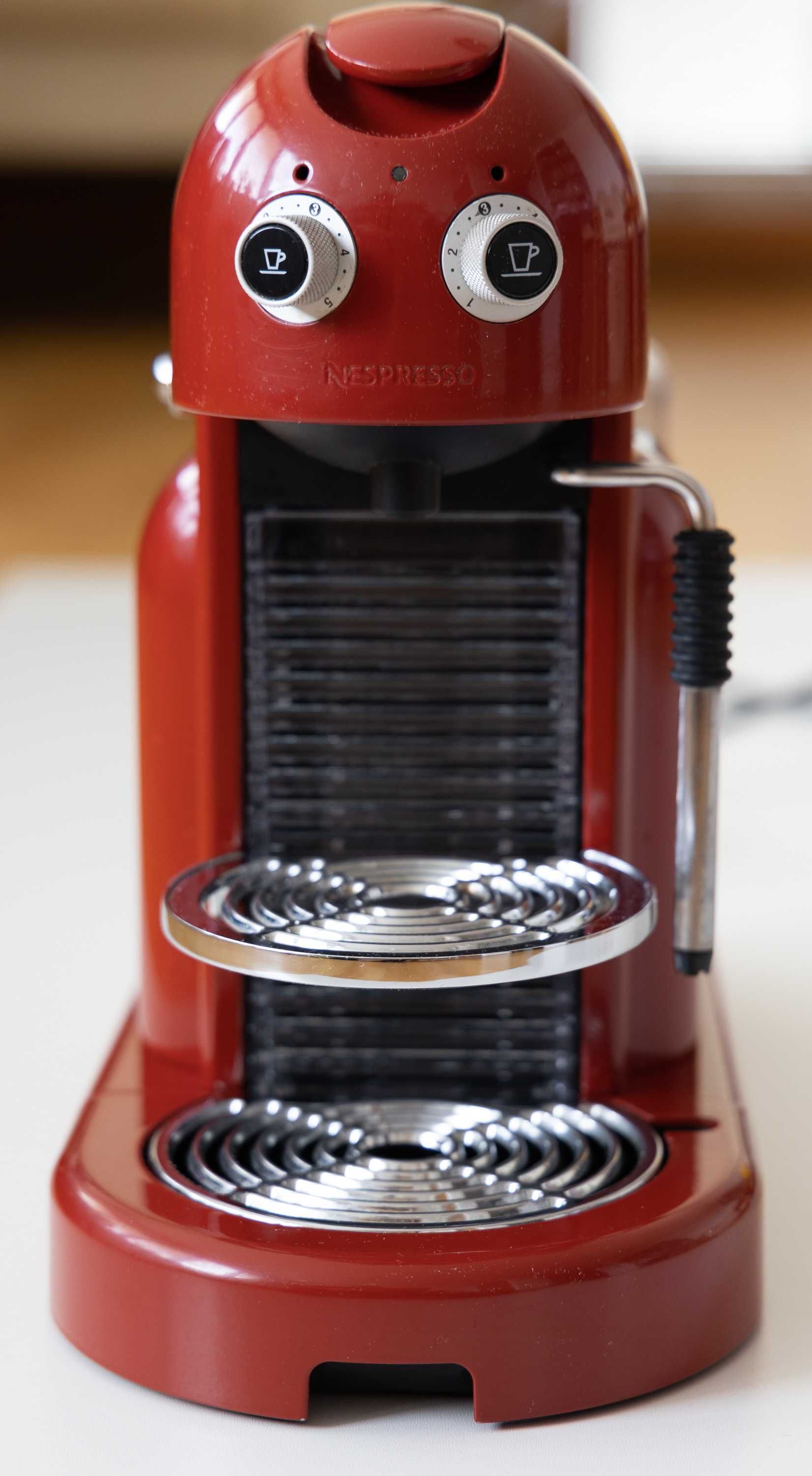 Ekspres kapsułkowy Krups XN 8006 Nespresso Maestria - na części