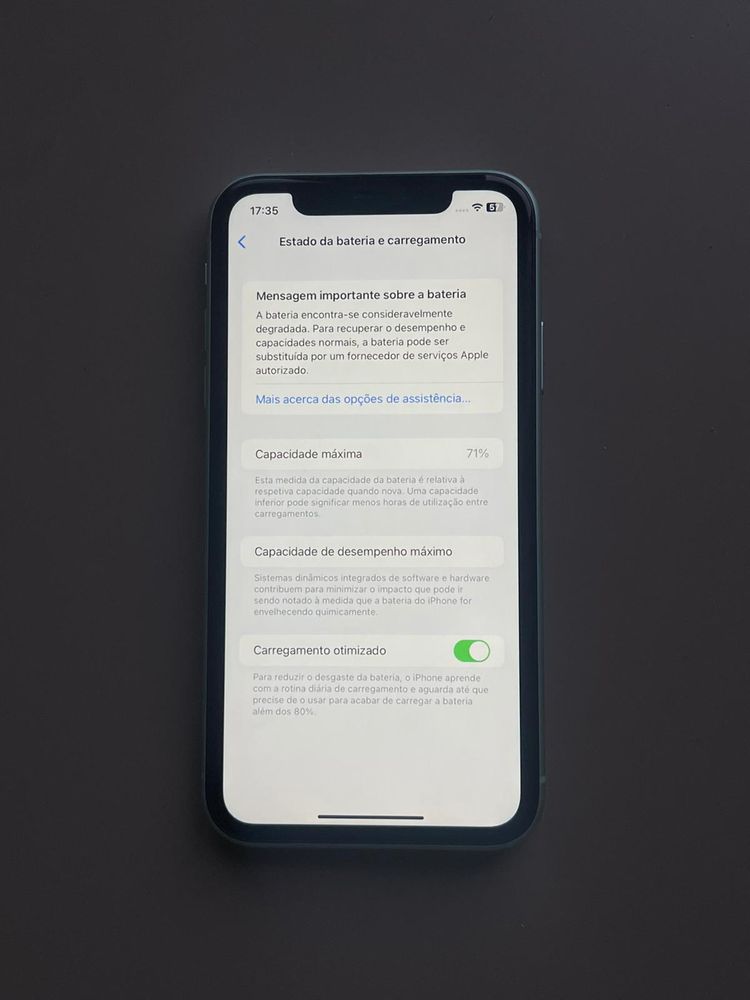 Iphone 11 em perfeito estado