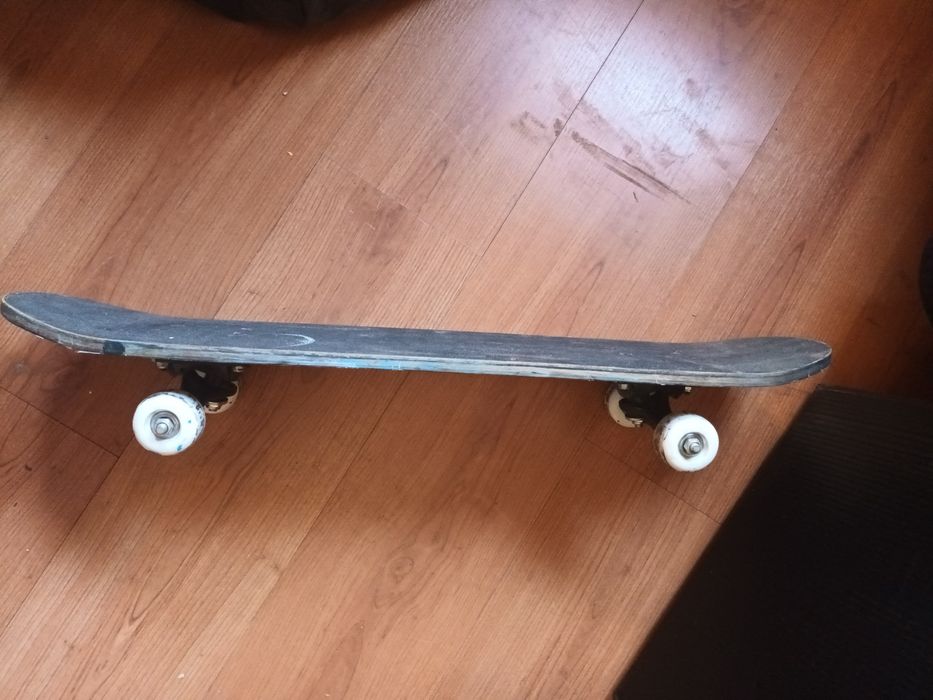 Skate (sk8bords) bom estado
