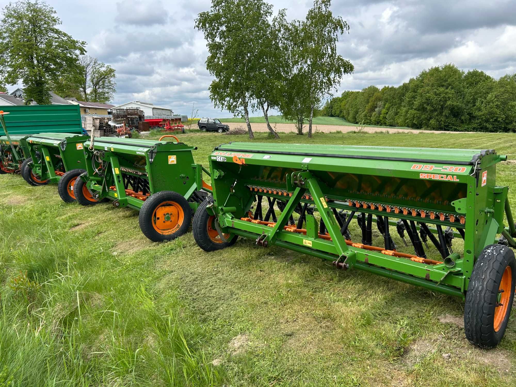 Amazone D8 D9 Specjal Super Talerzowy Rajkowy Ścieżki przedwschody
