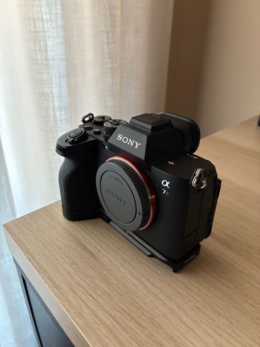 Sony A7RV (como nova)