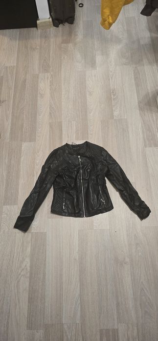 Kurtka skórzana Mohito XS czarna