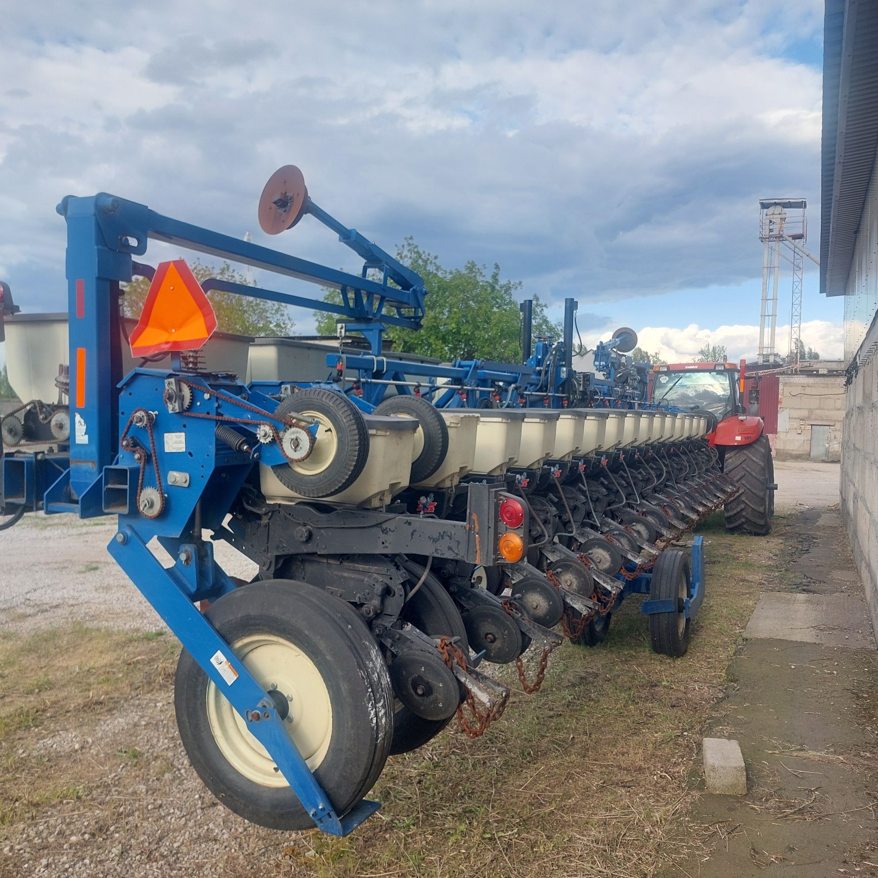 Сівалка сеялка Kinze 3600 2013р з рідкими  та сухими добривами