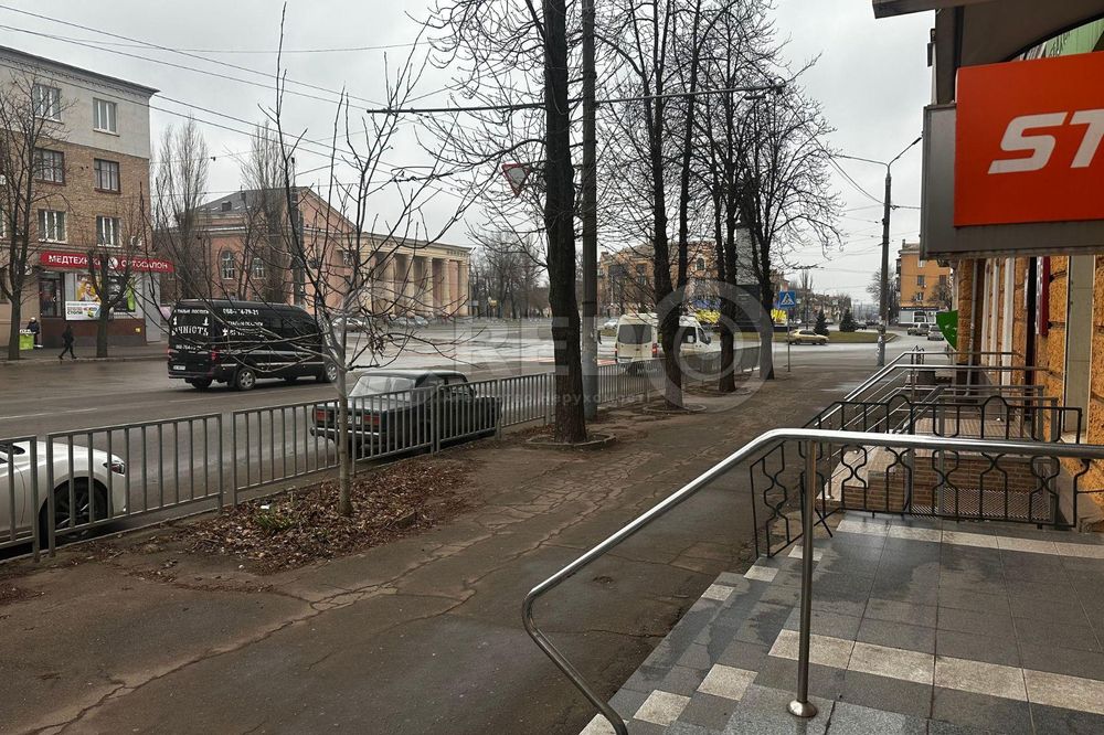 Оренда приміщення, площа Володимира Великого