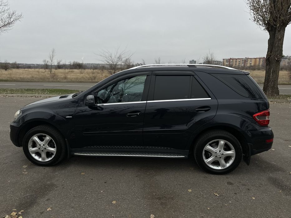 Mercedes-Benz ML 350 CDI Grand Edition (рестайлінг)