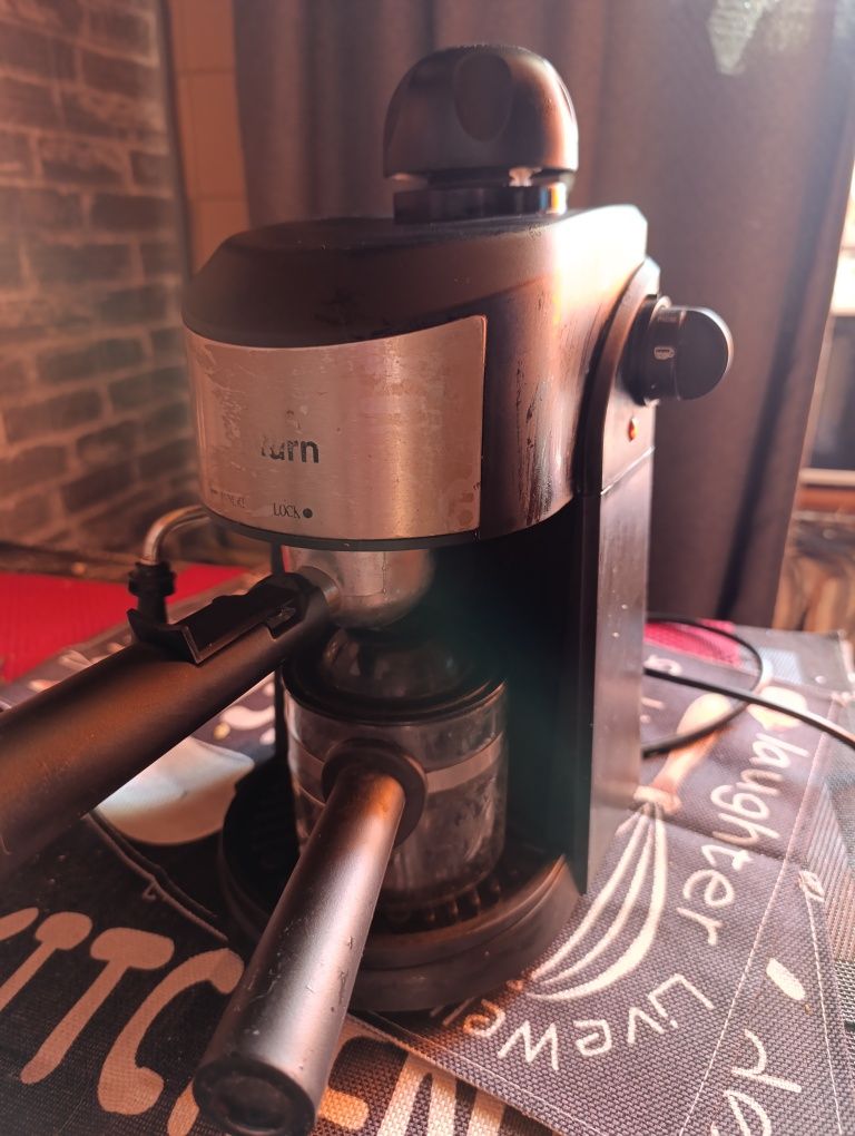Кавоварка рожкова Saturn ST CM 7050