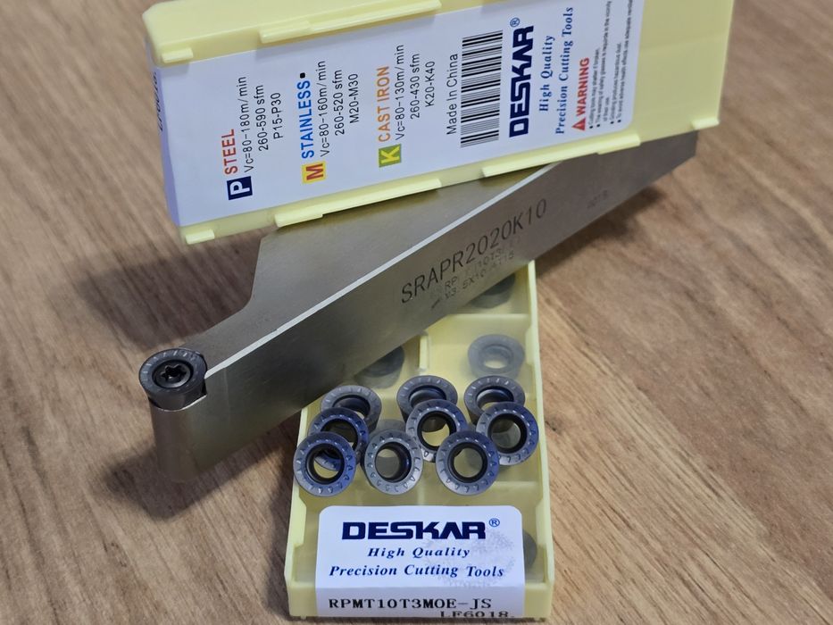 Nóż tokarski składany SRAPR2020K10+płytki tokarskie wieloostrzowe