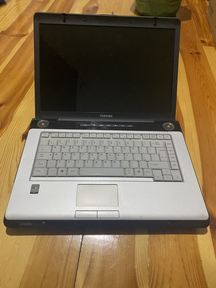 Laptop Toshiba satelitę na części